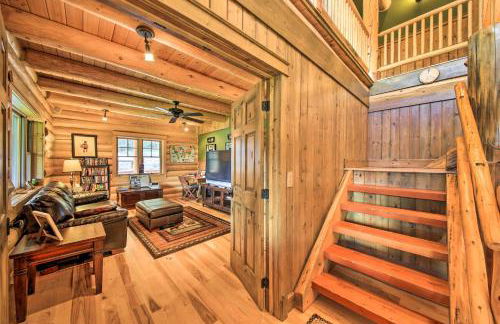 Waterfront Log Home with 95 Acres on Yaak River - Foto 11