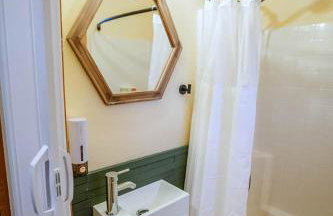 The Hummingbird at Zen Zion - Photo 17