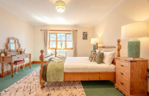 Pendle View Gatehouse Lakeside Stay - Photo 31