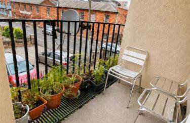Brindley Place 3 rooms flat - Photo 4
