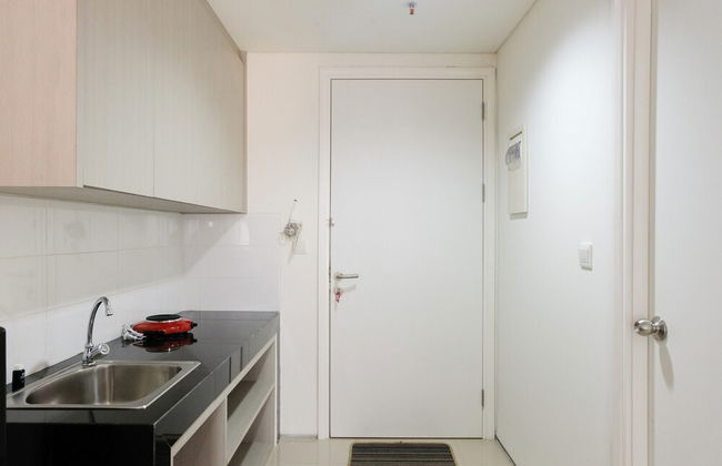 Modern City View Studio Apartment at Tuscany Residences - Photo 10