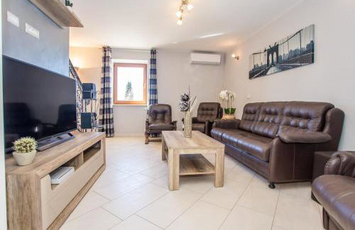 Rustic-Holiday Home Vani with Tavern, near Porec - Foto 14