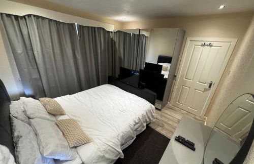 230 Councillor Lane - Photo 8