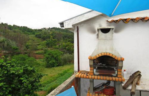 Charming house in Miranda do Corvo + Spacious terrace - Foto 3