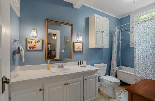 Spacious, Soulful Southern Stay - Foto 35