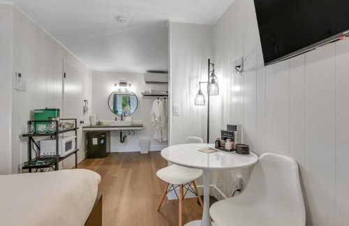 Quilcene Room 1 at Mount Walker Inn - Foto 9