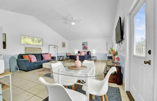 The Splash Pad Sleeps 13 w Pool Patio and Garage - Foto 51