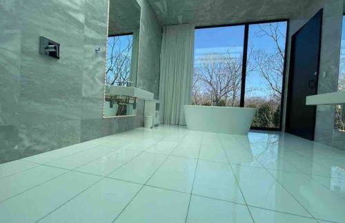 One of a kind Glass House! - Foto 9