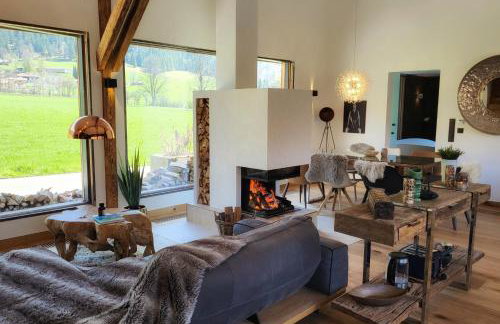 stylische Alpenlounge mit Pool, Blockhaus-Sauna und Jacuzzi für bis zu 12 Personen - Foto 41