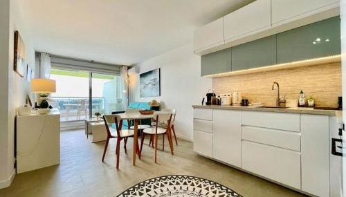 PGH N25 - Vue Mer, Première Ligne & Parking Privé - Foto 2, stove, dishwasher, pet friendly, minibar