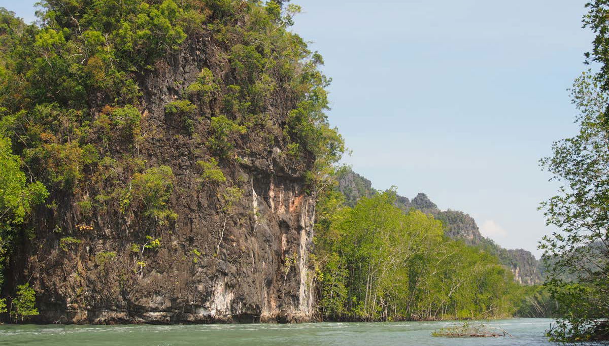 Exploring the Kilim Karst Geoforestry Park