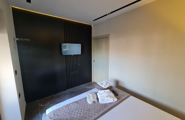 La Mirage Suites & Apartments - Photo 5