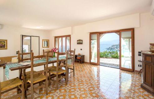 Amazing Home In Staletti With Wifi - Foto 4