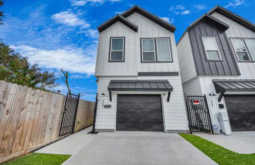 Stylish & Spacious 3BR Gem With Hot tub Near Downtown - Foto 11