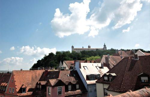 City Apartment - Old Main Bridge, own garage parking space - Foto 22