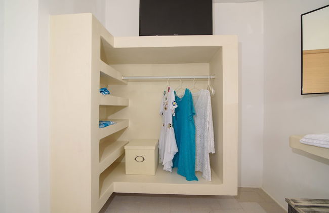 Villa George Santorini - Photo 20