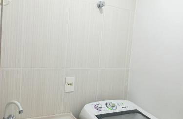 Apto Completo e Confortável Famílias e Trabalho - Foto 38