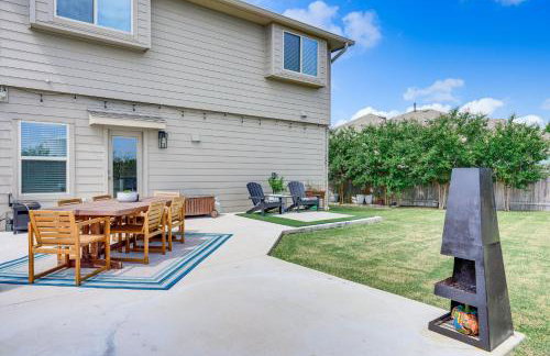 Large Fenced Yard Family-Friendly Kyle Home - Foto 24