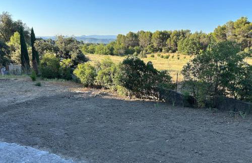 Bastidon provençal entièrement rénové et climatisé - Foto 3