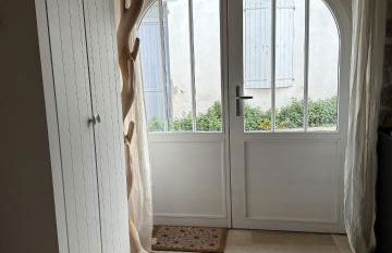 Chai rénové plein centre à 5minutes à pied de la plage - Foto 4