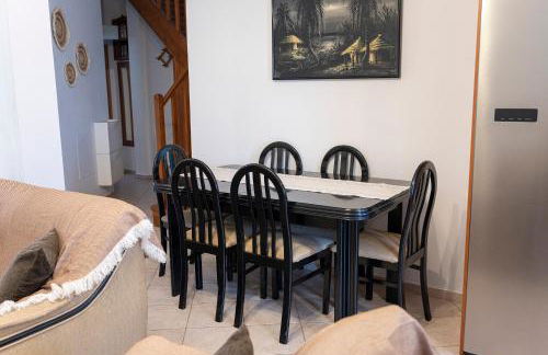 Maria's House - Photo 3