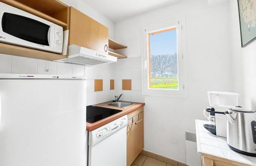 Appart avec terrasse, piscine et parking - Foto 11