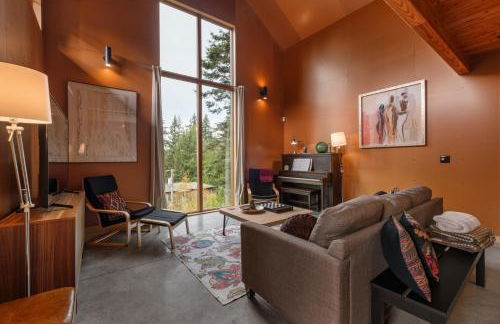 Water Views, Walk to Beach! New Hot Tub! - Foto 11