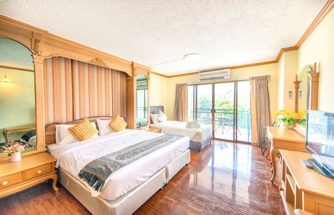 Hillside Plaza & Condotel 4 Downtown - Photo 62