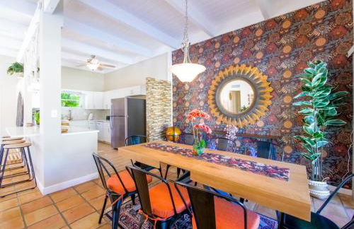 3BD Tropical Luxe Stay with Pool, Gameroom and Grill - Foto 39