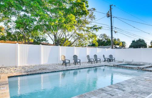 Private Hot Tub Breezy Seminole Stay! - Foto 28