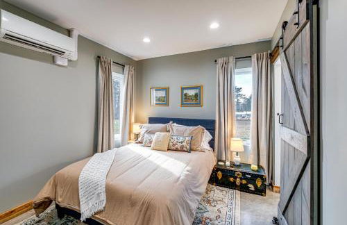 Peaceful Farmhouse Retreat 6 Mi to Virginia Tech! - Foto 13