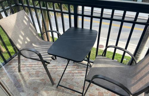 Sunny Isles Apartments by MiaRentals - Photo 82