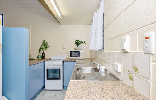 Emthree Seaside Apartments - Photo 4