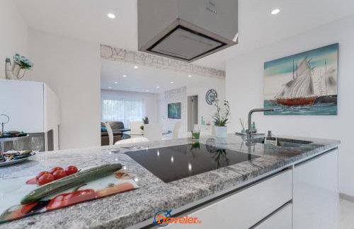 Villa Hlapa-new modern villa near beach - by TRAVELER tourist agency Krk - Foto 21