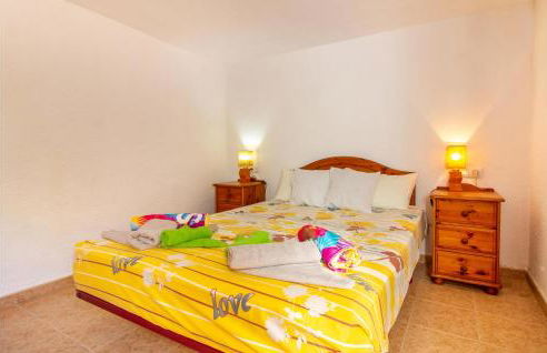 Stunning Apartment In Los Cerezos - Foto 13