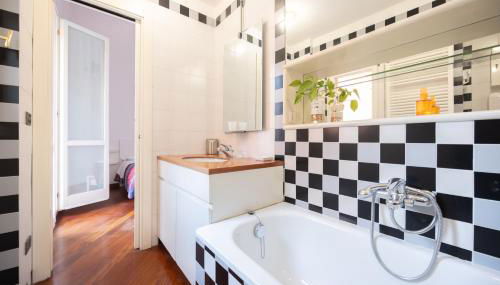 Riva Reno, Bologna by Short Holidays - Photo 5