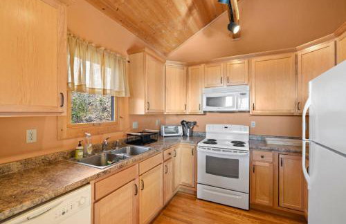 Longview - Mountain Retreat, Sunset Views, and 20 Minutes to Asheville! - Foto 17