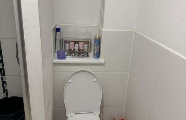 Immaculate 2-bed Apartment in Greenhithe - Foto 8