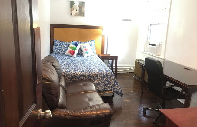 West Broadway guesthouse - Photo 5