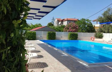 Anesis Village Studios and Apartments - Foto 4