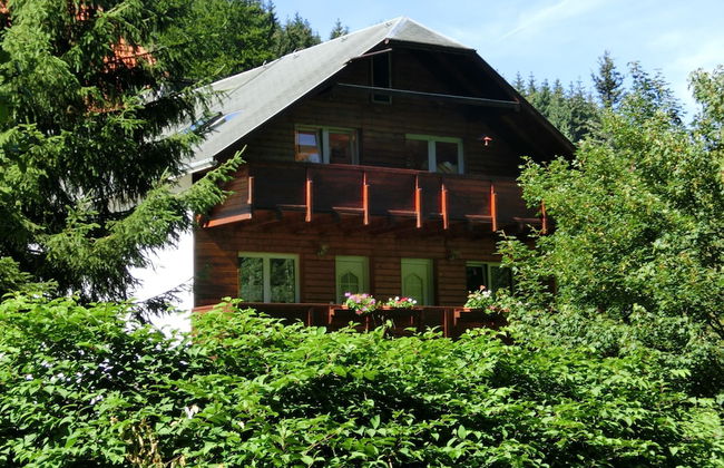 Spacious Stay Near Trails - Foto 1