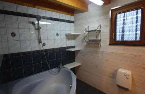 Chalet confort en montagne, près des thermes et circuits de rando, idéal pour famille - FR-1-589-135 - Foto 7