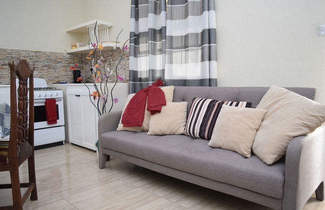 Justinn Apartments - Foto 14