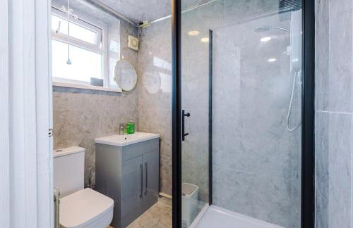 Pearl Reside - Sleeps 5, Free Parking & 5 Mins Manchester Centre - Foto 12