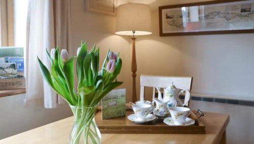 Hadrians Garden Villa - Photo 3