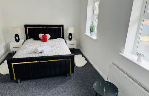 Harmony House 3 Bedroom New Build for Families, Contractors, Black Country Museum Sleeps 6 - Foto 77