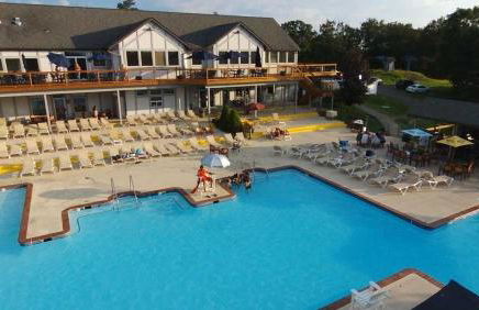 Charming Porter House in the heart of the Poconos chalet - Foto 39