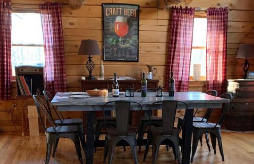 Cozy Cabin near Lake Ontario Ideal for a Family Retreat - Photo 39