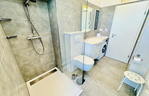 Berringer, Barsch, direkt an der Promenade - Foto 17