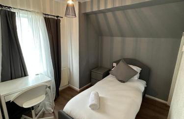 Lovely Spacious 3 bedrooms house - Foto 5